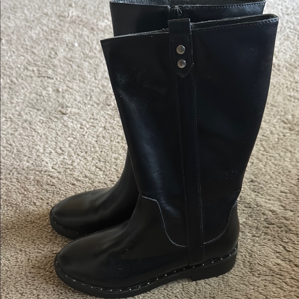 Black Leather teenager  Boots